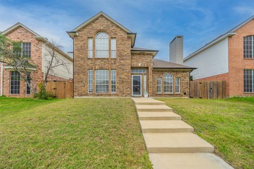2525 Brooke Trl, Carrollton, TX, 75006-2738 | Card Image