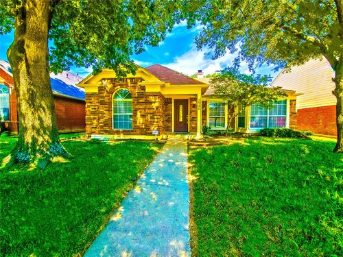 1524 High Pointe Ln, Cedar Hill, TX, 75104-4926 | Card Image