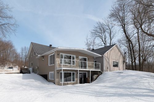 252 Rue Du Pont, Leclercville, QC, G0S2K0 | Card Image