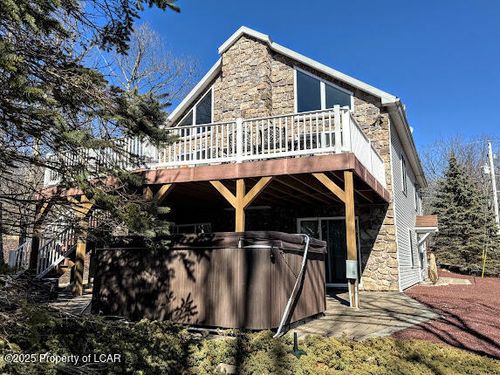 5 Troon Troon Rd, Hazle Township, PA, 18202-9589 | Card Image