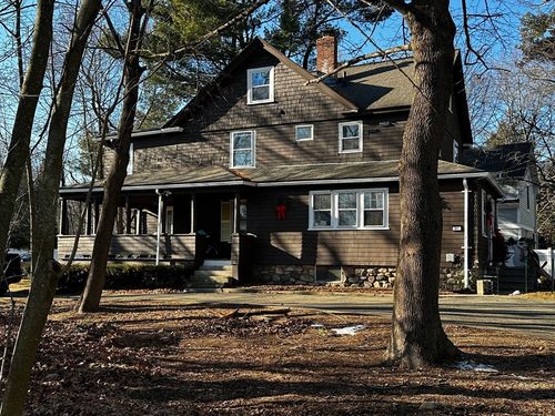 31 Lantern Ln, Wellesley, MA, 02481-3603 | Card Image