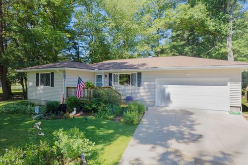 1195 New Milford Rd, Atwater, OH, 44201-9756 | Card Image