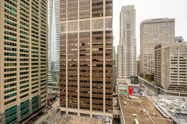 1503 - 8 Cumberland St, Condo with 2 bedrooms, 2 bathrooms and null parking in Toronto ON | Image 17