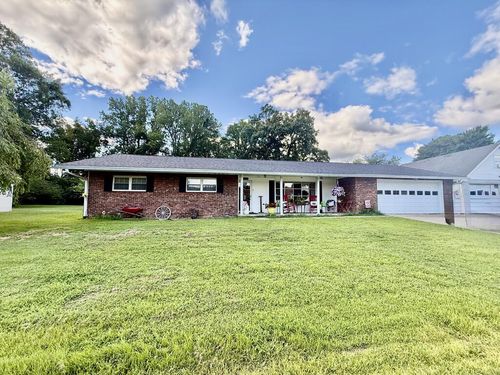 92 First St, South Shore, KY, 41175-7936 | Card Image