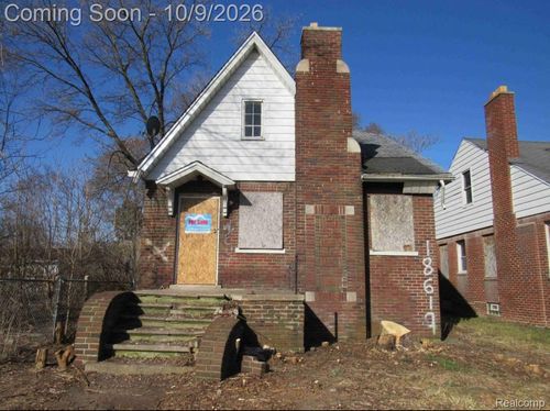 18619 Joann St, Detroit, MI, 48205-2747 | Card Image