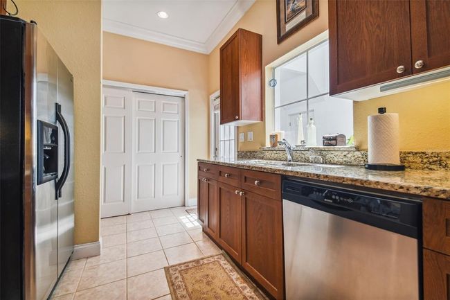 Kitchen | Image 23
