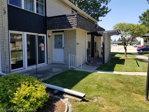 unit-2-8249 Kennedy Cir, Warren, MI, 48093-2148 | Card Image