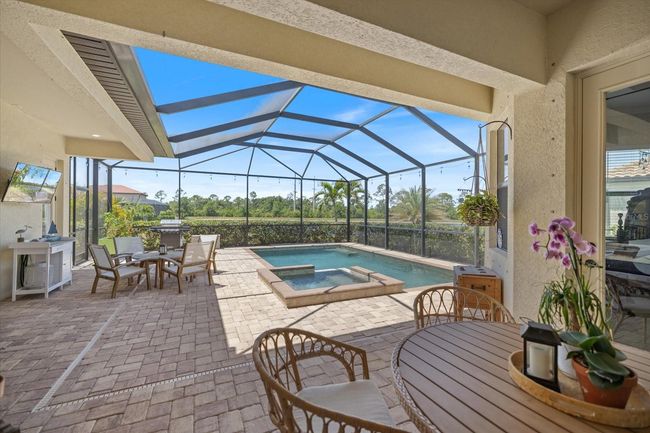 Living Room sliders to Lanai | Image 36