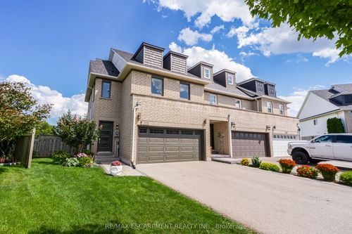 2125 White Dove Cir, Oakville, ON, L6M3R6 | Card Image