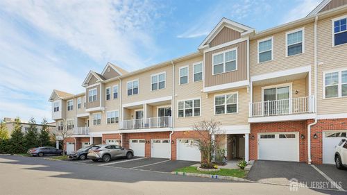 204 Dickson Ct, Highland Park, NJ, 08904-2768 | Card Image