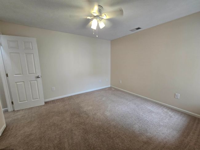 1205 University Commons Dr, Condo with 4 bedrooms, 4 bathrooms and 3 parking in Star City WV | Image 14