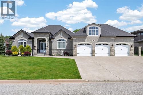 6 Vallochie Crt, Kingsville, ON, N9Y4C8 | Card Image