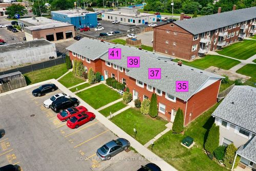 35-41 Orchard Pl, Chatham, ON, N7M1A7 | Card Image