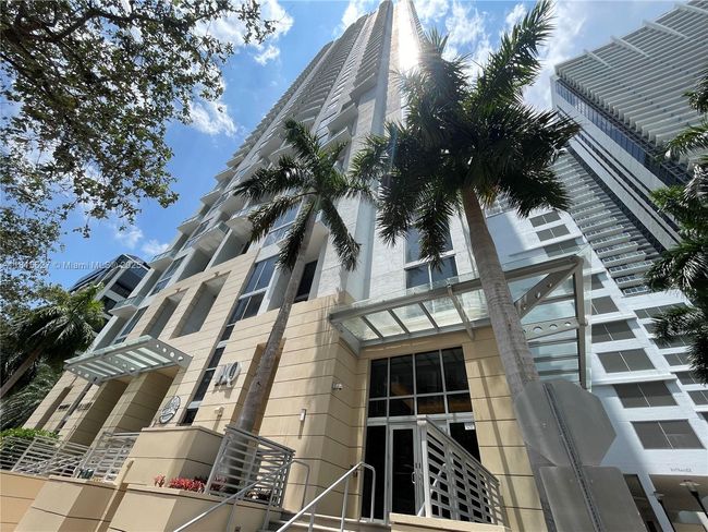 APT-4015 - 1060 Brickell Ave, Condo with 1 bedrooms, 1 bathrooms and null parking in Miami FL | Image 24