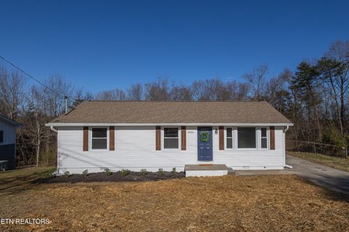 3304 Barbury Lane, Knoxville, TN, 37931 | Card Image