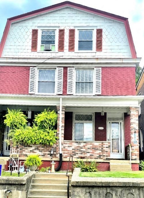 611 Sixth Street, Trafford, PA, 15085 | Card Image