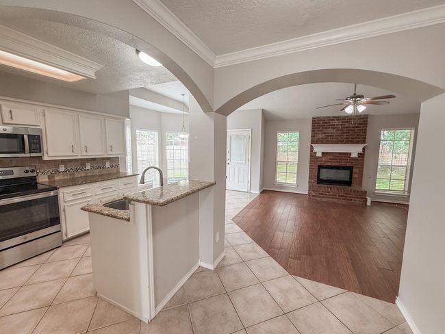 4521 Allegro Dr, House other with 3 bedrooms, 3 bathrooms and 2 parking in Seabrook TX | Image 7
