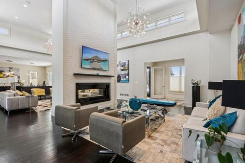 14 White Tail Lane, Oconomowoc Lake, WI, 53066 | Card Image