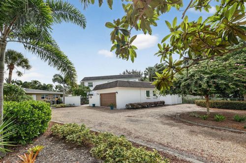 80 Se Saint Lucie Blvd, Stuart, FL, 34996-2633 | Card Image