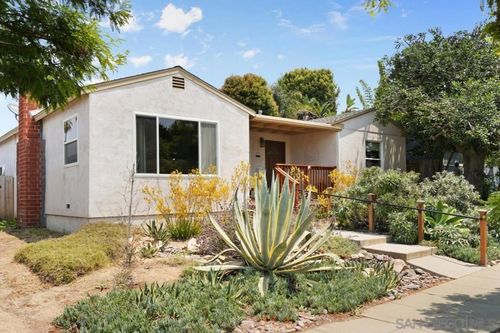 4386 Niagara Ave, San Diego, CA, 92107-2926 | Card Image