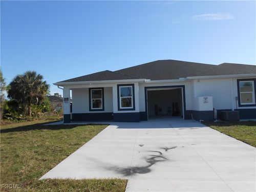 935 Graystone Ave, Lehigh Acres, FL, 33974-9588 | Card Image