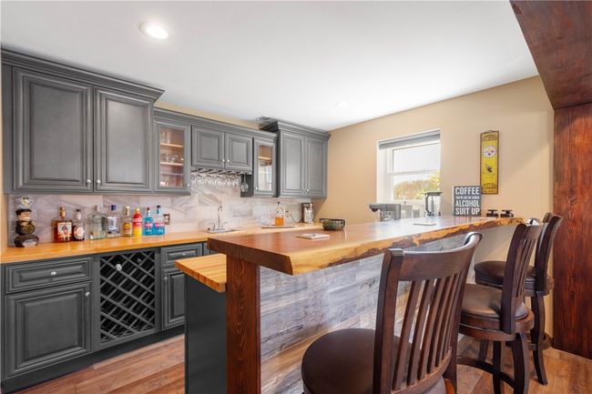 204 Elmhurst Cir, House other with 4 bedrooms, 4 bathrooms and 2 parking in Cranberry Township PA | Image 35