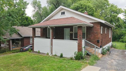 2424 Gothland Ave, Saint Louis, MO, 63114-4838 | Card Image