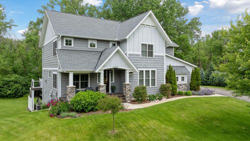 26350 Alexander Ln, Shorewood, MN, 55331-4502 | Card Image
