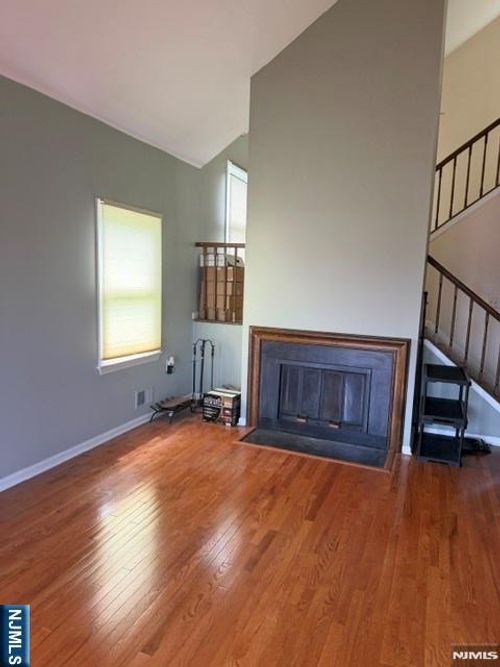 36 Barn Owl Dr, Hackettstown, NJ, 07840-3205 | Card Image