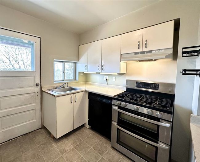 545 Forest Ave, House other with 5 bedrooms, 2 bathrooms and null parking in Pittsburgh PA | Image 12