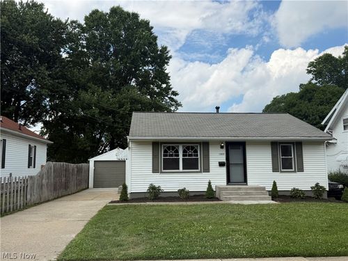 1385 Niagara Ave, Akron, OH, 44305-2772 | Card Image