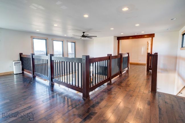 Additional living area on 2nd floor | Image 26