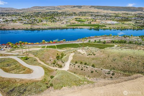 lot-b-1501 Lot B Malaga Alcoa Hwy, Wenatchee, WA, 98801-8949 | Card Image