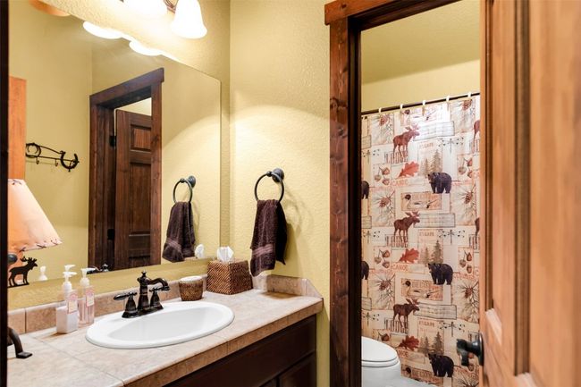 Full bath upstairs | Image 37