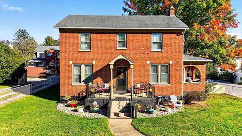 901 Springhill Rd, Staunton, VA, 24401 | Card Image