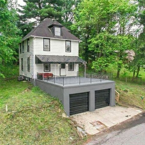251 Pattison St, Evans City, PA, 16033 | Card Image