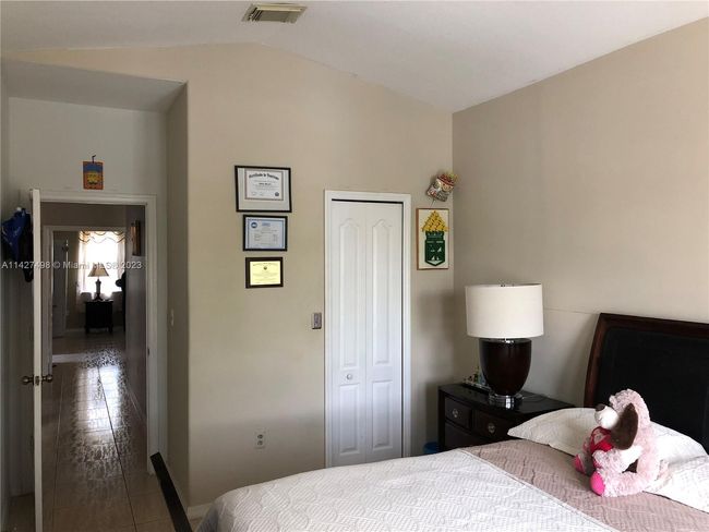 0 - 15364 Sw 32nd Ter, House other with 4 bedrooms, 2 bathrooms and null parking in Miami FL | Image 14