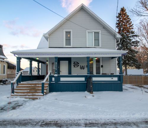 {{alt}} | Card Image