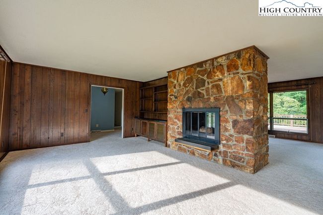 835 Ridge Rd, House other with 3 bedrooms, 3 bathrooms and null parking in Spruce Pine NC | Image 7