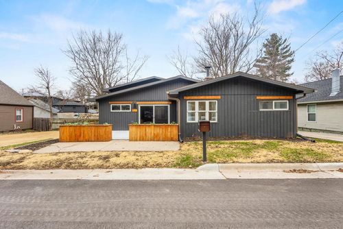 4516 Lakeview Avenue, McFarland, WI, 53558 | Card Image