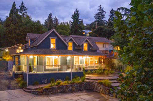 494 Holly St, Ashland, OR, 97520-2916 | Card Image