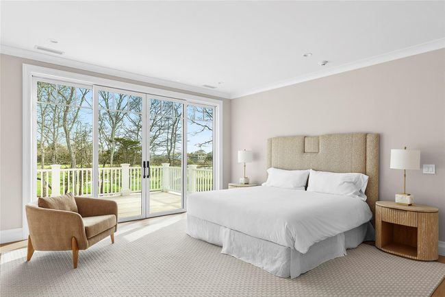 En -suite Bedroom with private balcony | Image 24
