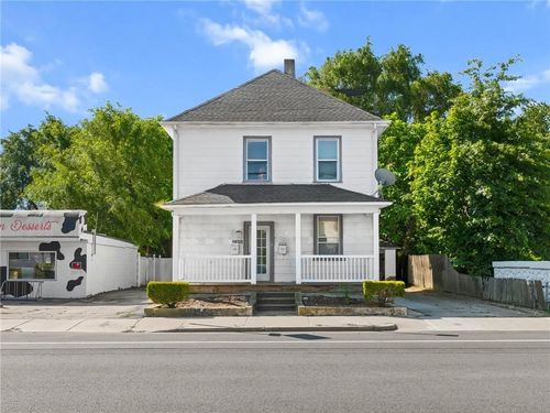 1428 Park Ave, Cranston, RI, 02920-6629 | Card Image