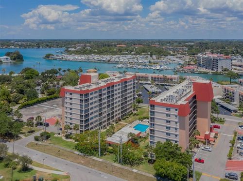 apt-102-232 Saint Augustine Ave, VENICE, FL, 34285-1830 | Card Image