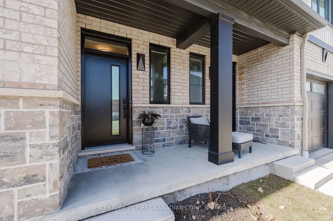 9 - 601 Lions Park Dr, Condo with 3 bedrooms, 4 bathrooms and 1 parking in Mount Brydges ON | Image 34
