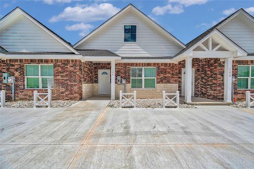 124 Morris Ave, McGregor, TX, 76657 | Card Image