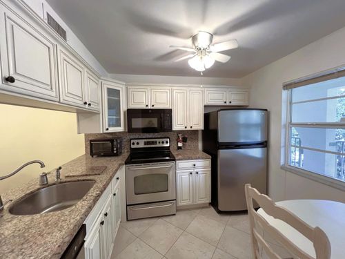 a2-1105 Bahama Bnd, Coconut Creek, FL, 33066-2512 | Card Image