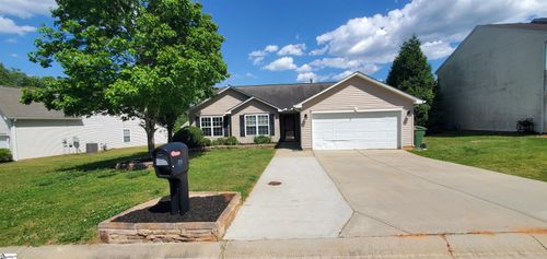 216 Montauk Drive, Greenville, SC, 29607 | Card Image