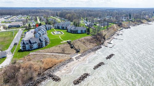 327-6035 Lake Road, Ashtabula, OH, 44004 | Card Image