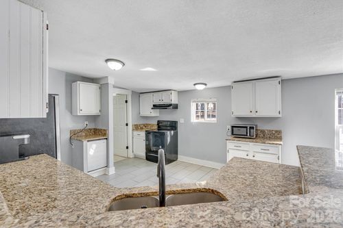 4790 Kent St, Maiden, NC, 28650-8300 | Card Image